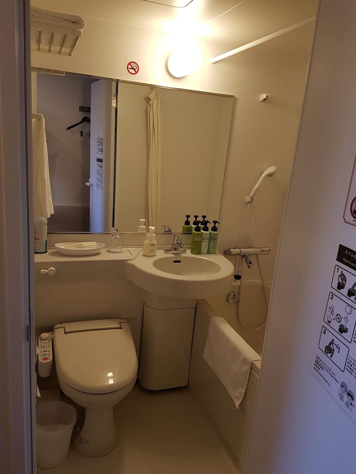 Y'S Hotel Shin Osaka Luaran gambar